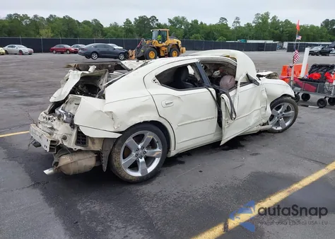 2010 Dodge Charger R/T z USA, uszkodzony, nr VIN 2B3CA8CT4AH303764